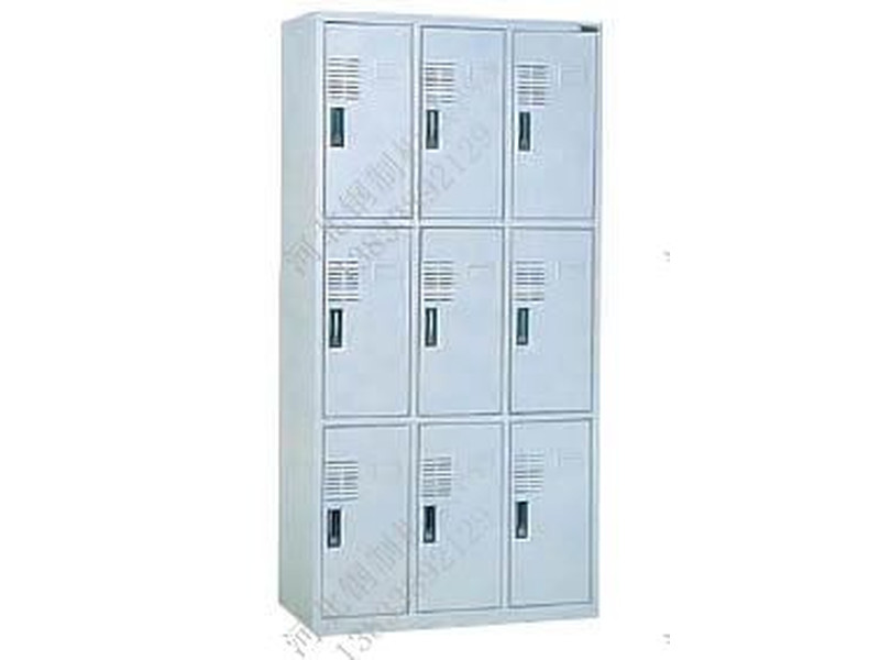 漳州九門鐵皮更衣箱